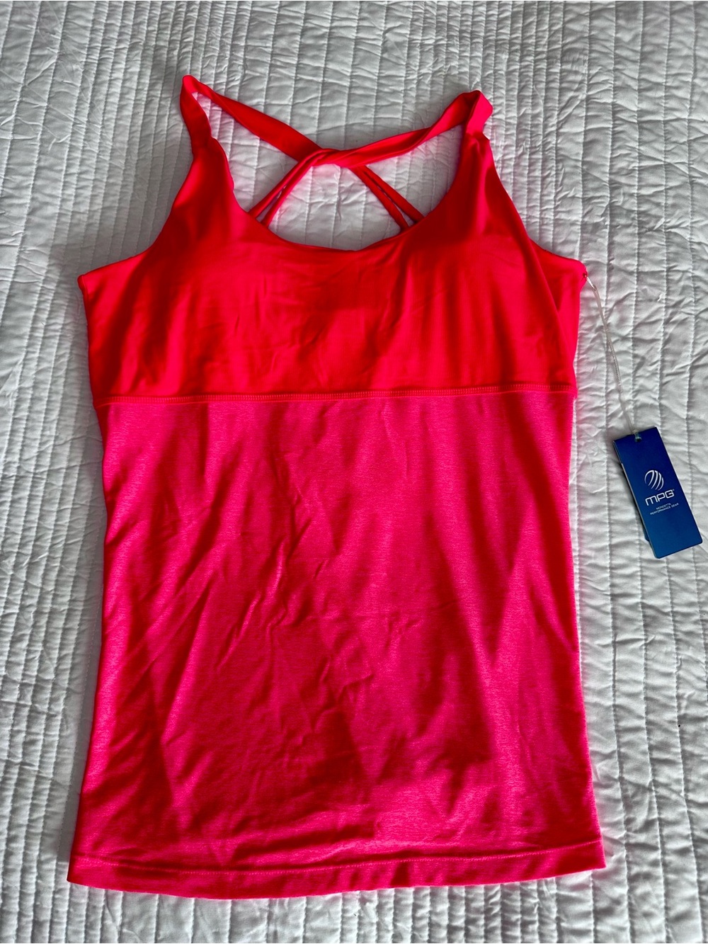 BNWT MPG Diva Pink Serenity Athletic Tank Size L